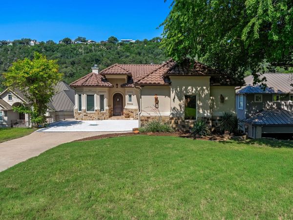 3304 Blue Jay LN, Austin, TX 78732