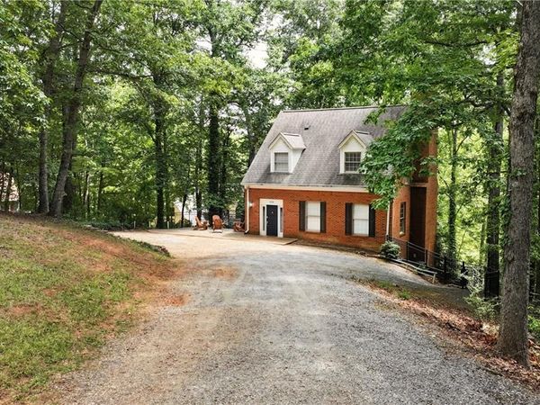 3978 Pine Shore Circle, Gainesville, GA 30501