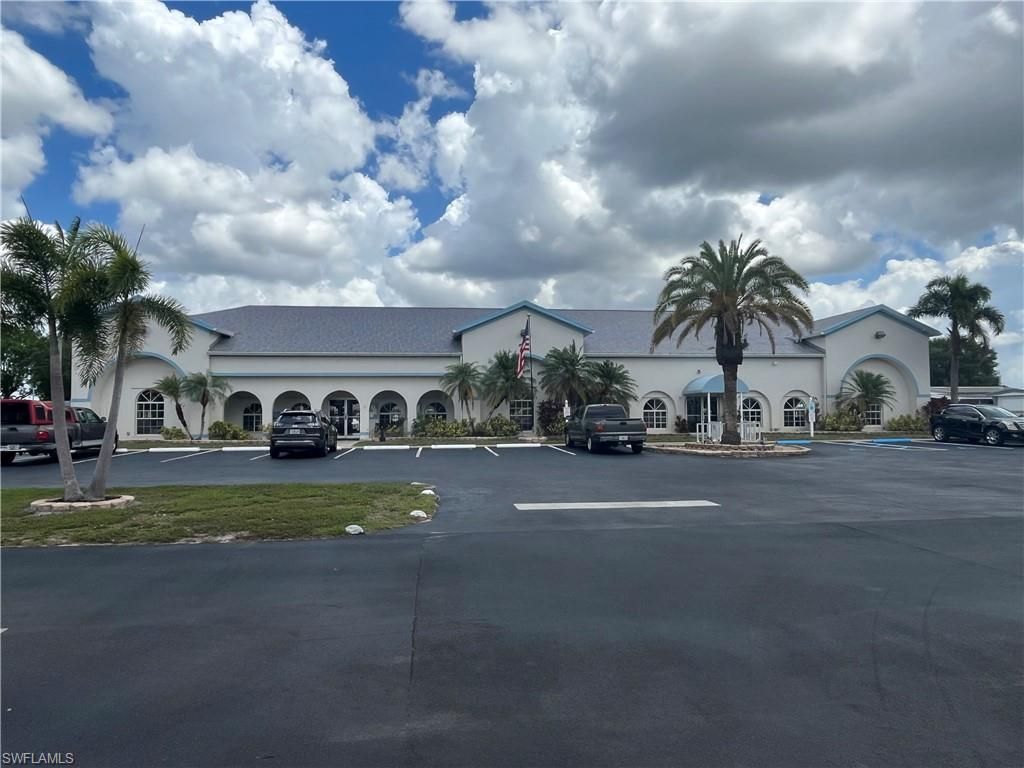 75 Hacienda Blvd , Fort Myers, FL 33905 Photo