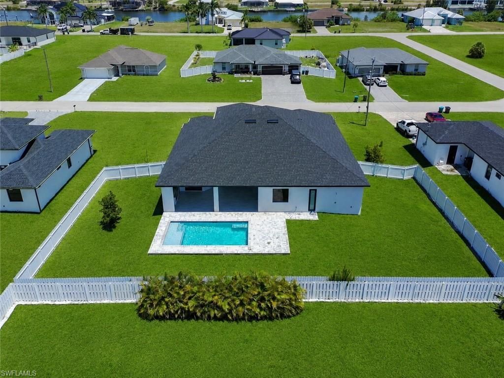 4328 NW 32nd Ln , Cape Coral, FL 33993 Photo