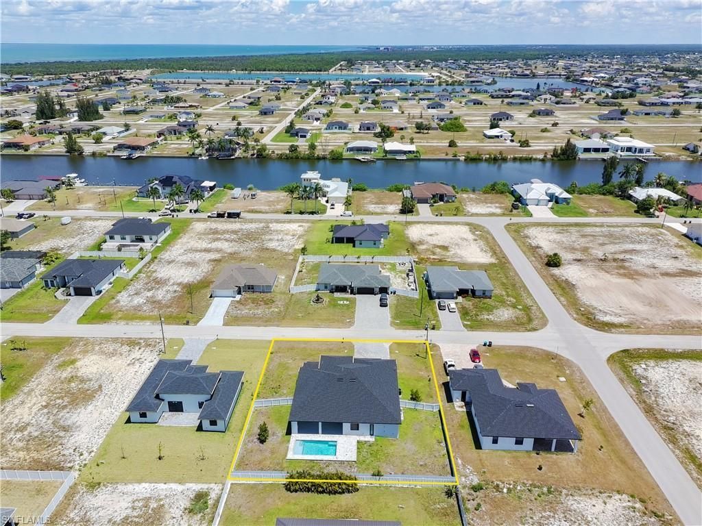 4328 NW 32nd Ln , Cape Coral, FL 33993 Photo