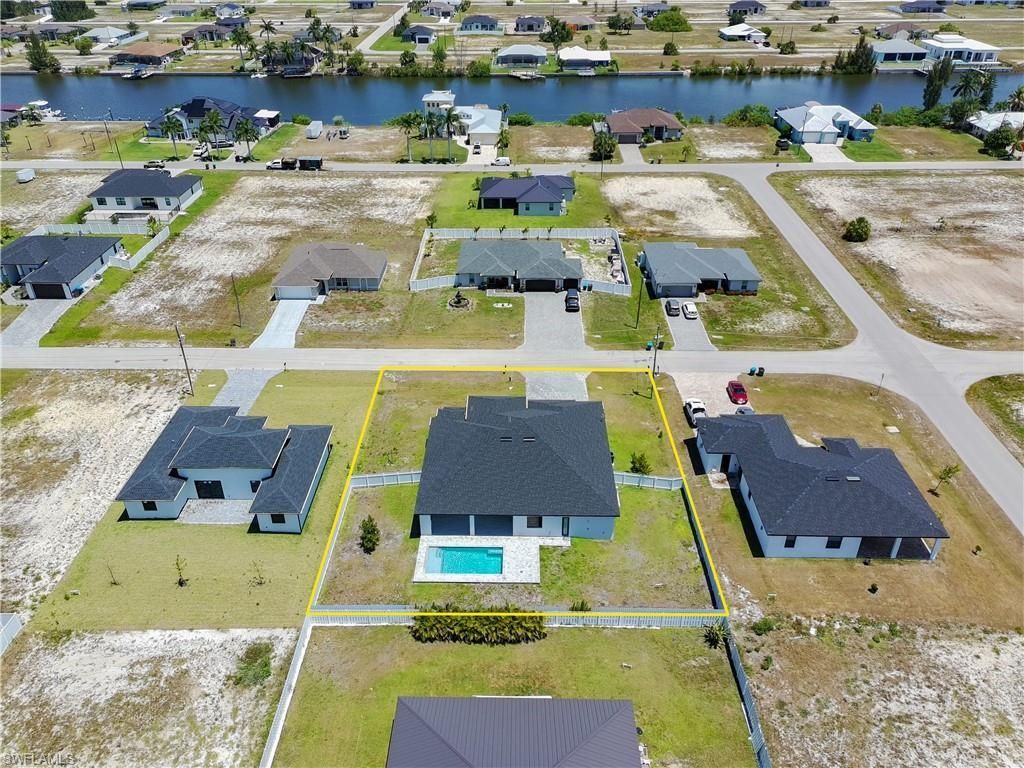 4328 NW 32nd Ln , Cape Coral, FL 33993 Photo