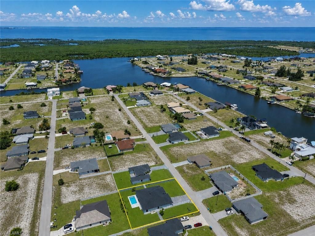 4328 NW 32nd Ln , Cape Coral, FL 33993 Photo