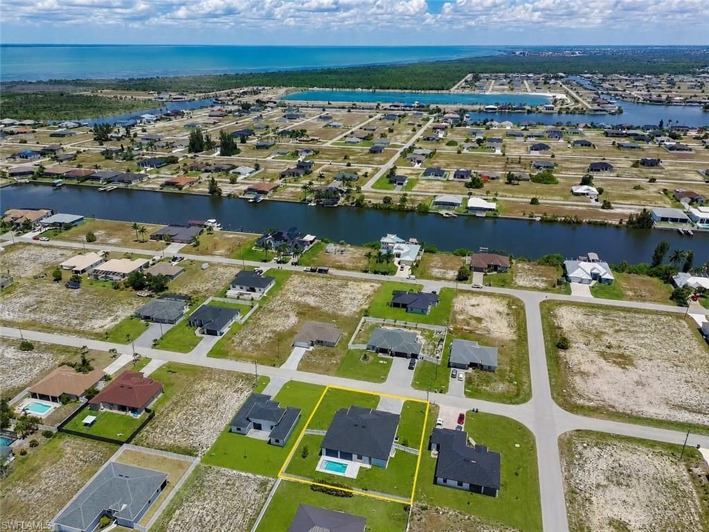 4328 NW 32nd Ln , Cape Coral, FL 33993 Photo