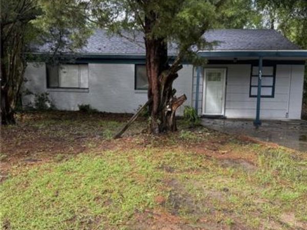 407 Seabreeze Road E, Mobile, AL 36609