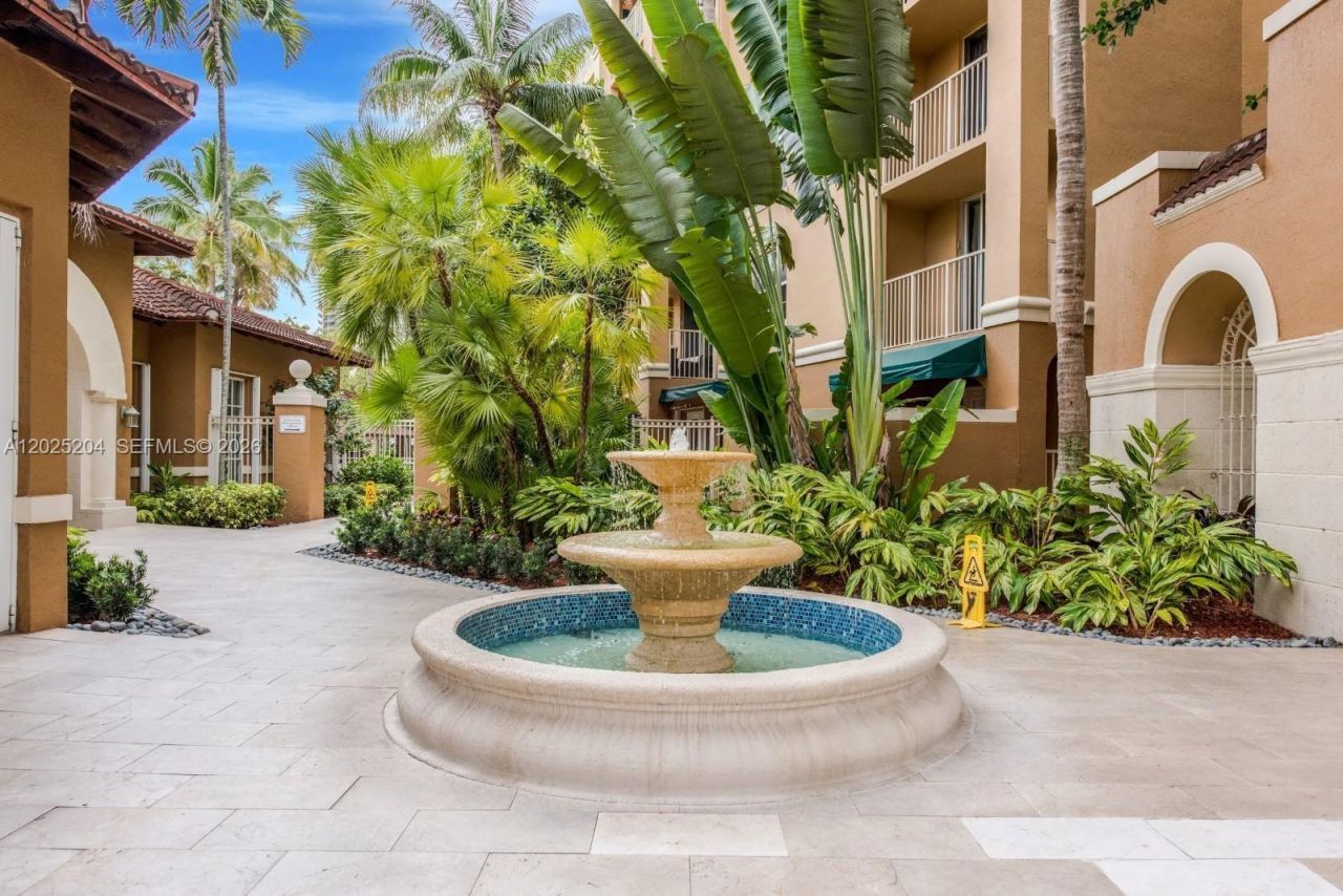 19555 E Country Club Dr , Unit 8408, Aventura, FL 33180 Photo