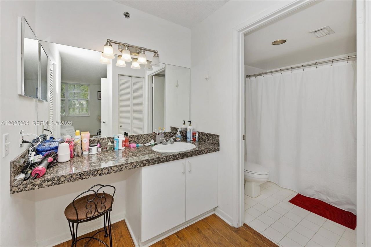 19555 E Country Club Dr , Unit 8408, Aventura, FL 33180 Photo