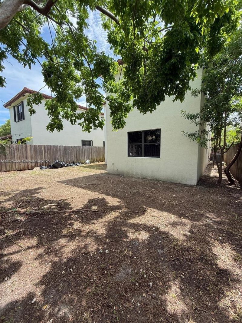 156 NE 24th Ave, Homestead, FL 33033 Photo