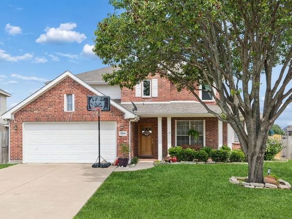 3804 Calloway Drive, Mansfield, TX 76063