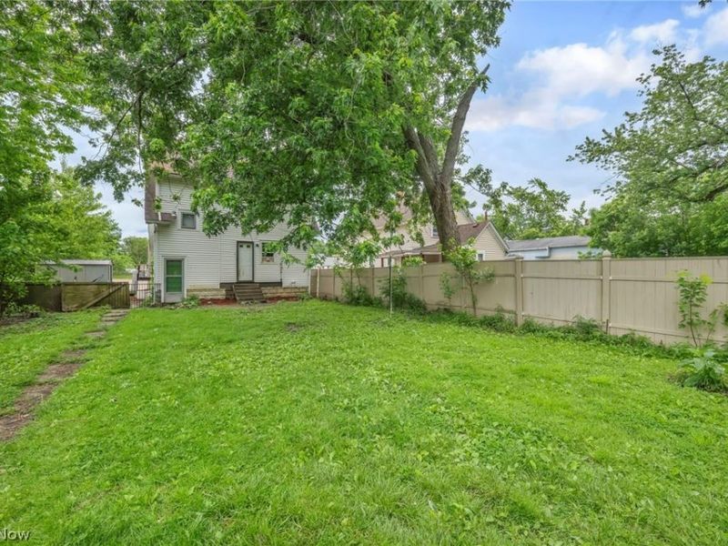 1722 Washington Avenue , Lorain, OH 44052 Photo 28