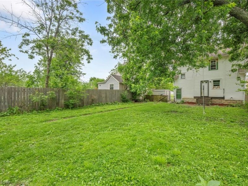 1722 Washington Avenue , Lorain, OH 44052 Photo 29