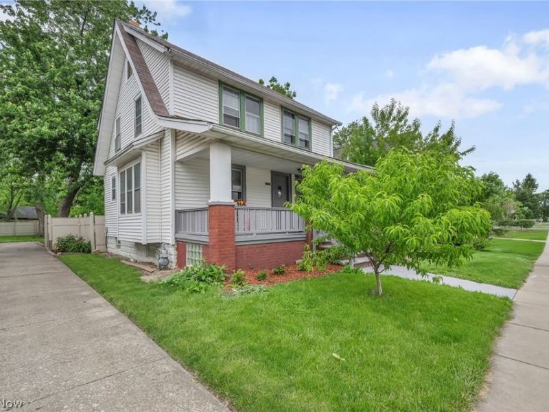 1722 Washington Avenue , Lorain, OH 44052 Photo 3
