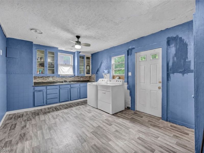 1722 Washington Avenue , Lorain, OH 44052 Photo 6