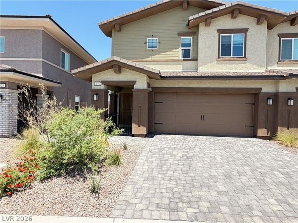 125 Silent Mountain Avenue , Henderson, NV 89011