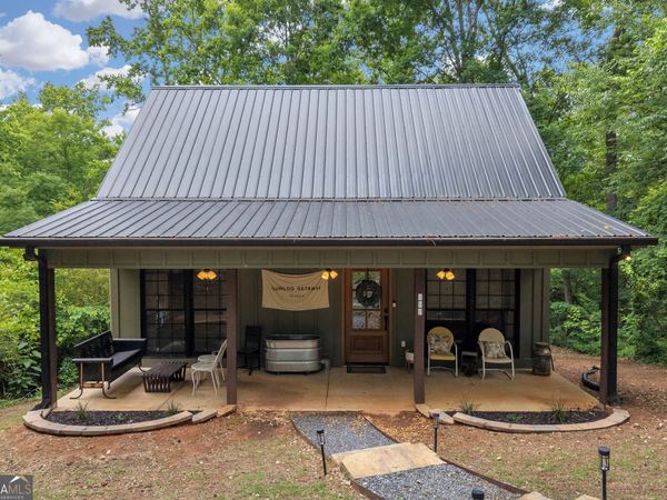 302 Gumlog Drive, Lavonia, GA 30553