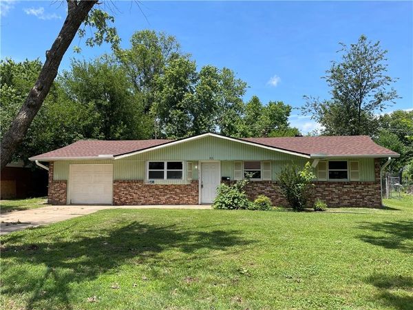 1912 Patti Avenue , Springdale, AR 72762