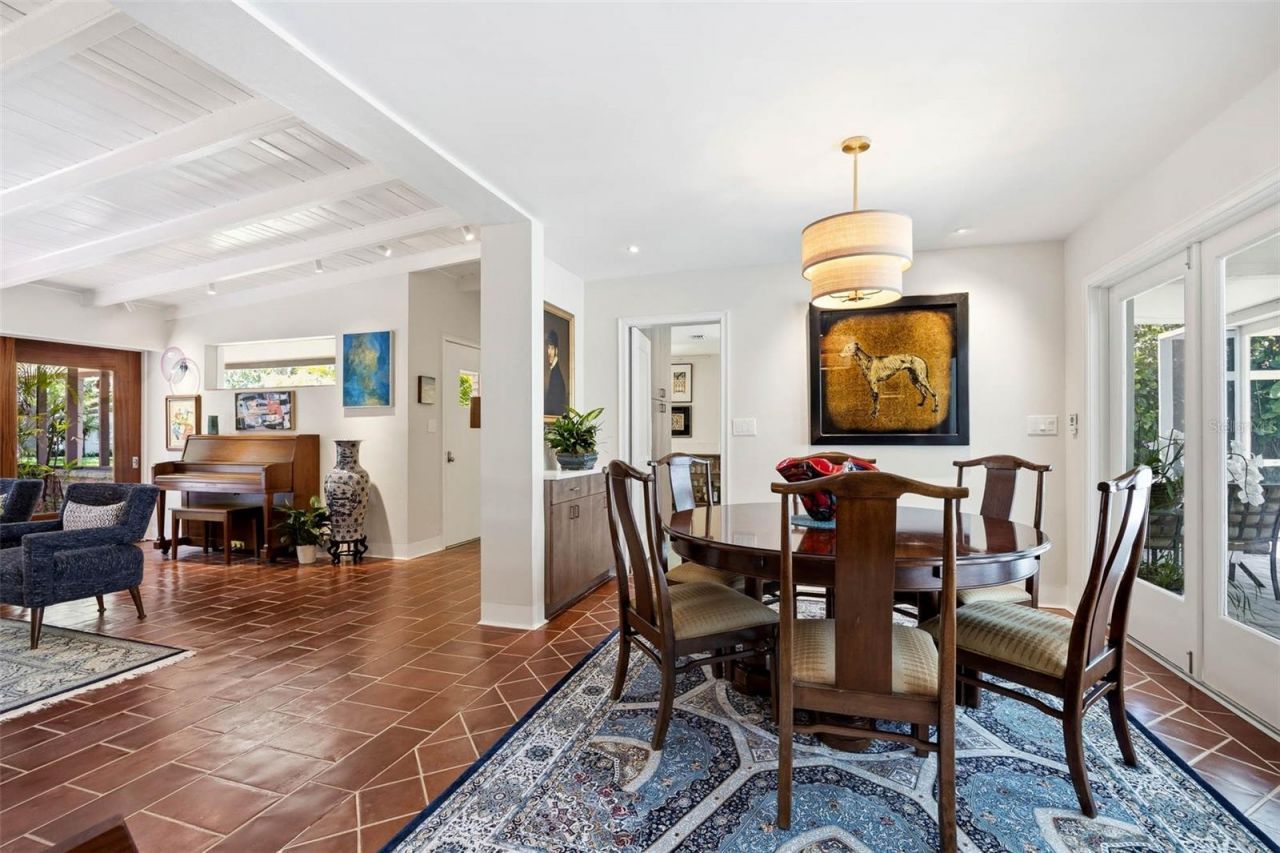6311 Bahama Shores Drive S, Saint Petersburg, FL 33705 Photo