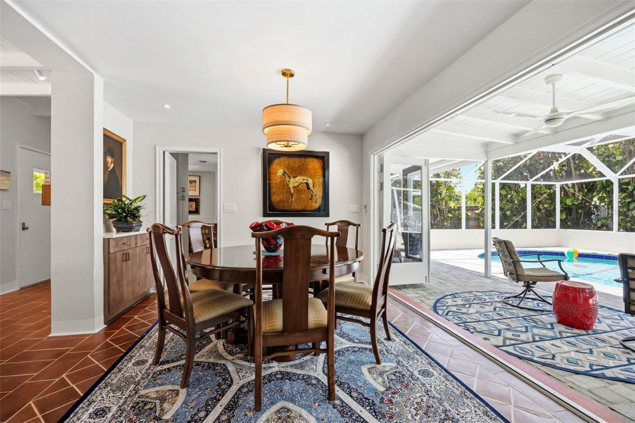 6311 Bahama Shores Drive S, Saint Petersburg, FL 33705 Photo