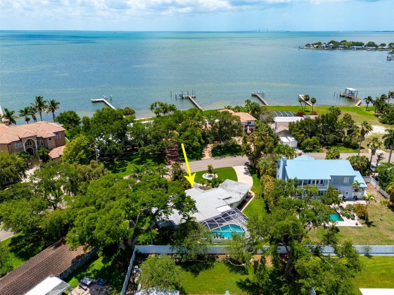 6311 Bahama Shores Drive S, Saint Petersburg, FL 33705 Photo