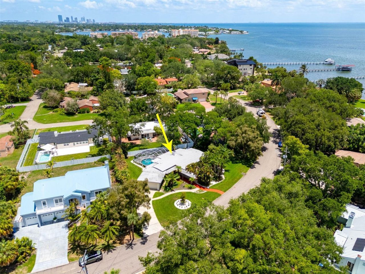 6311 Bahama Shores Drive S, Saint Petersburg, FL 33705 Photo
