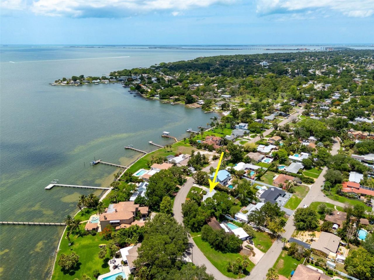 6311 Bahama Shores Drive S, Saint Petersburg, FL 33705 Photo