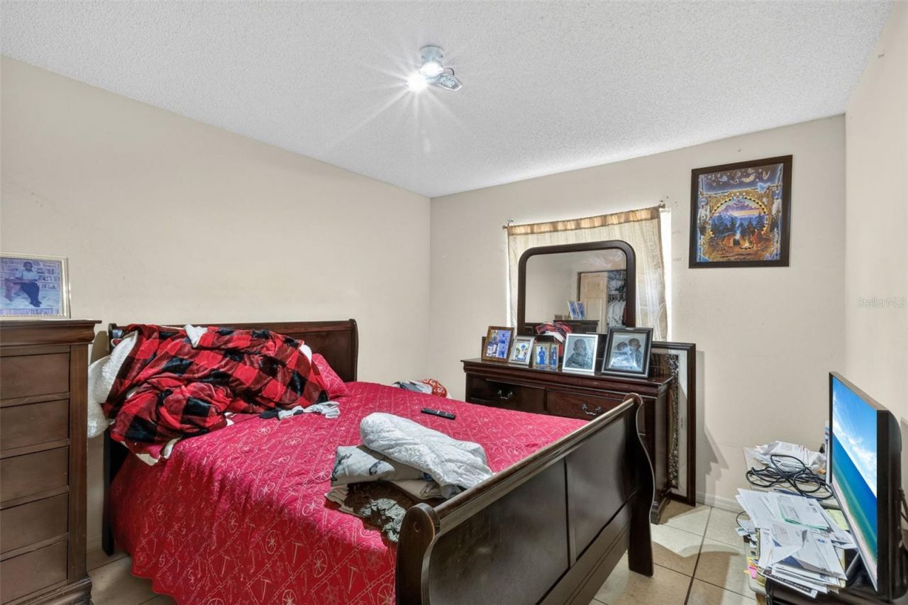 212 65th Avenue Drive W, Bradenton, FL 34207 Photo