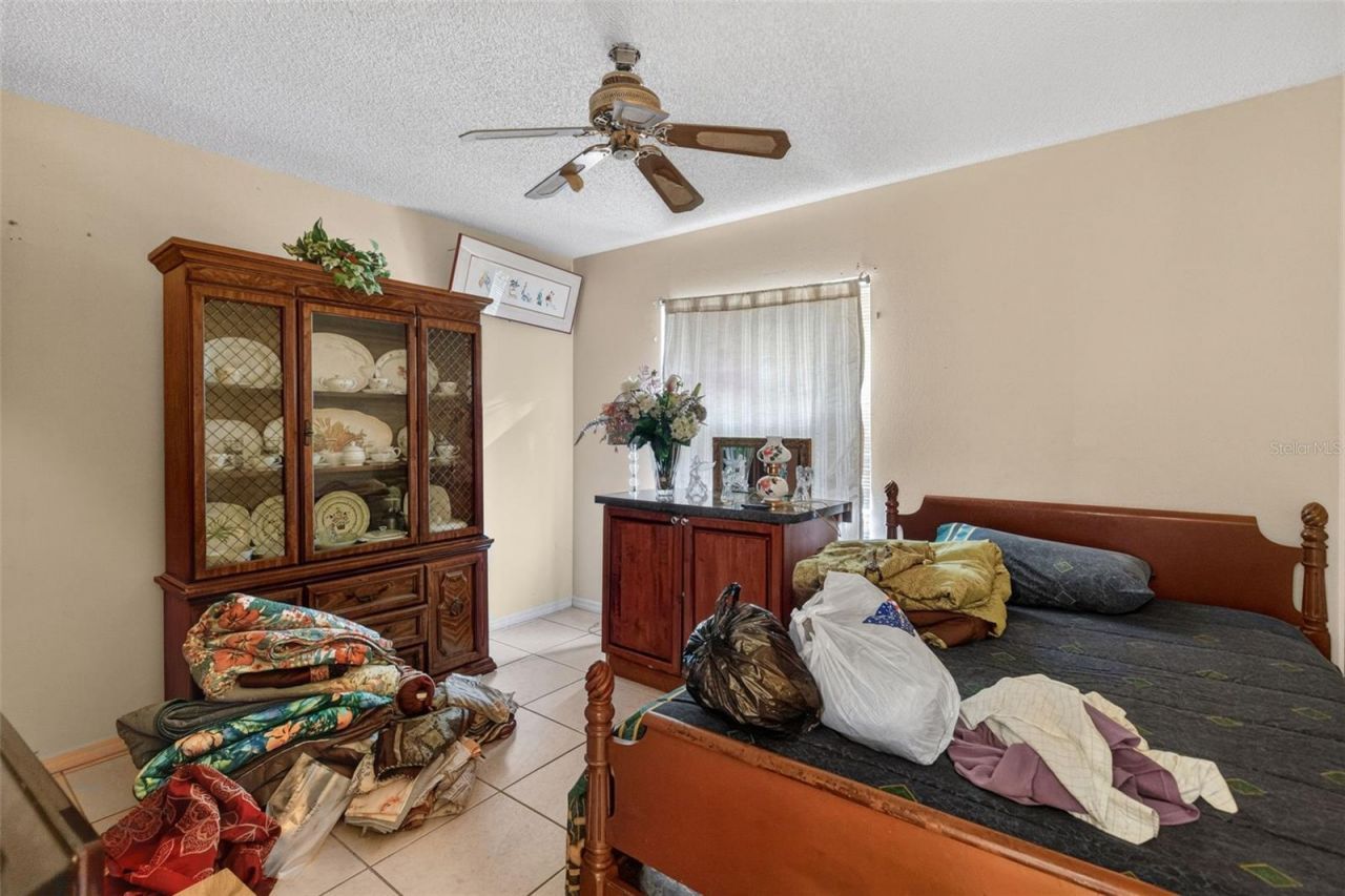 212 65th Avenue Drive W, Bradenton, FL 34207 Photo