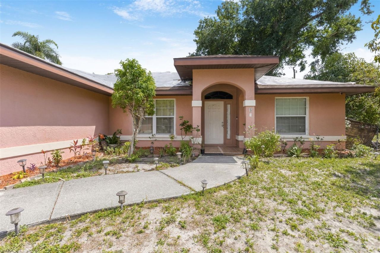 212 65th Avenue Drive W, Bradenton, FL 34207 Photo