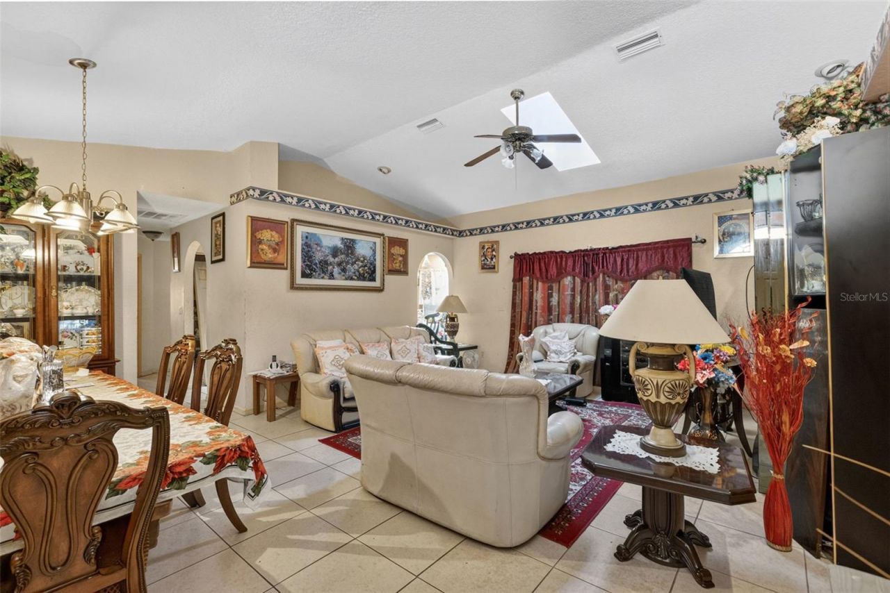 212 65th Avenue Drive W, Bradenton, FL 34207 Photo