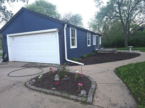 Main Photo