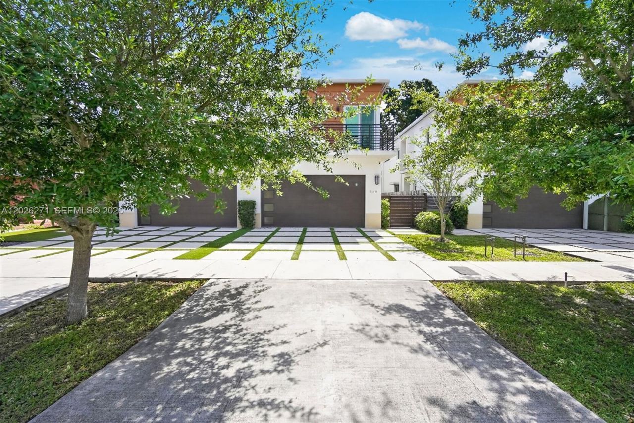 560 SW 6th Ave , Fort Lauderdale, FL 33315 Photo
