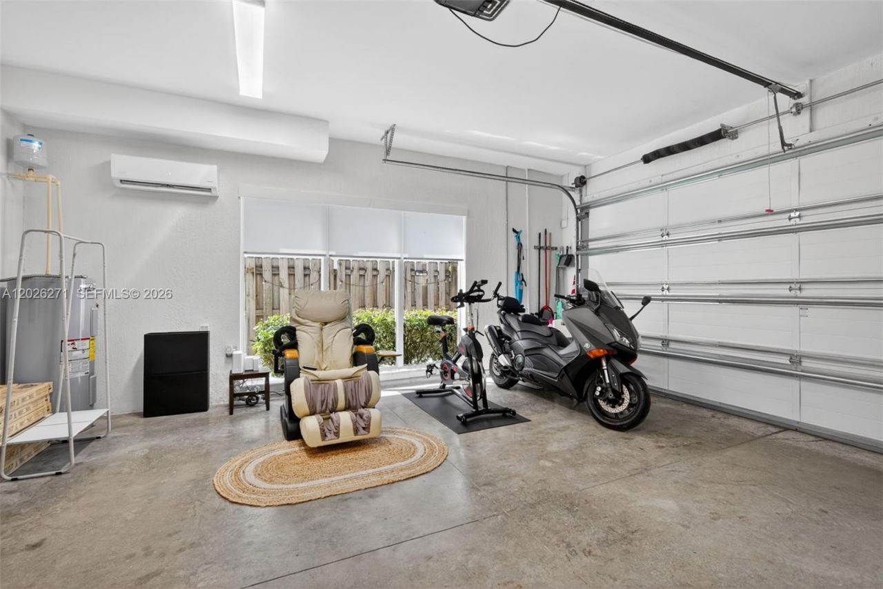 560 SW 6th Ave , Fort Lauderdale, FL 33315 Photo