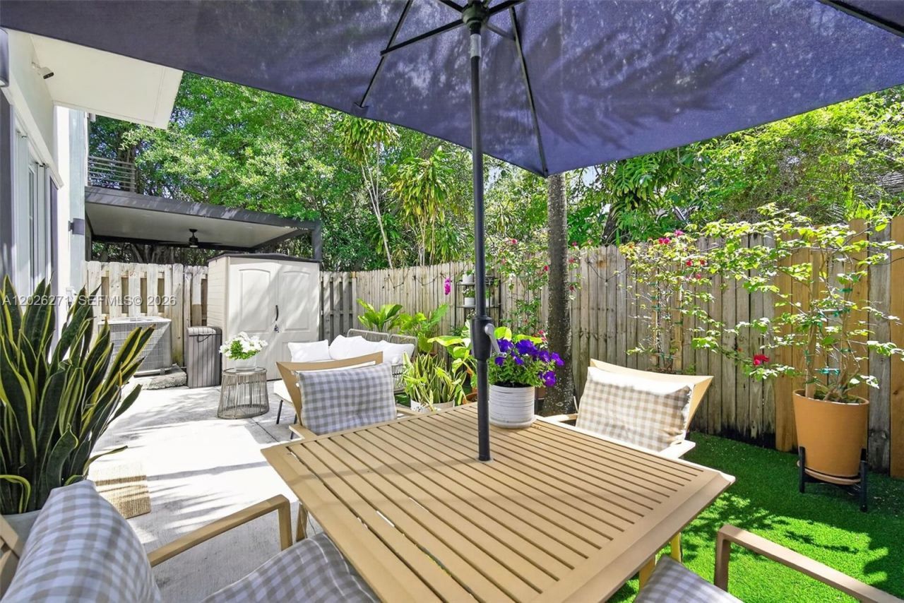 560 SW 6th Ave , Fort Lauderdale, FL 33315 Photo