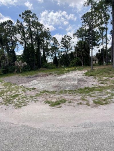 3011 33rd St Sw, Lehigh Acres, FL 33976 Photo