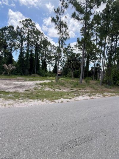 3011 33rd St Sw, Lehigh Acres, FL 33976 Photo