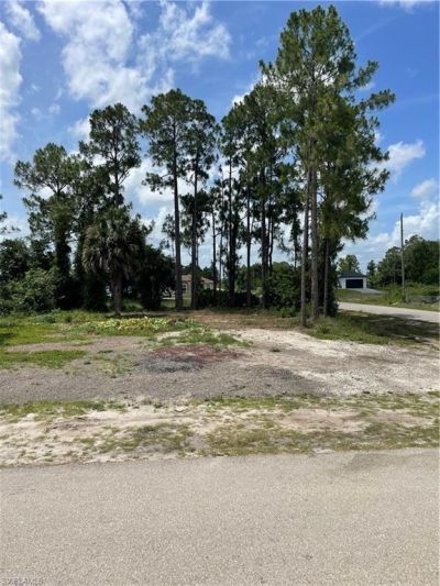 3011 33rd St Sw, Lehigh Acres, FL 33976 Photo