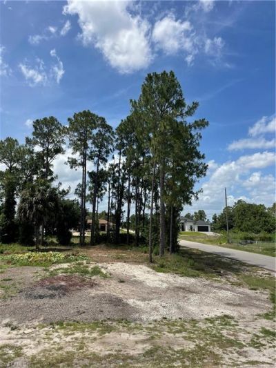 3011 33rd St Sw, Lehigh Acres, FL 33976 Photo