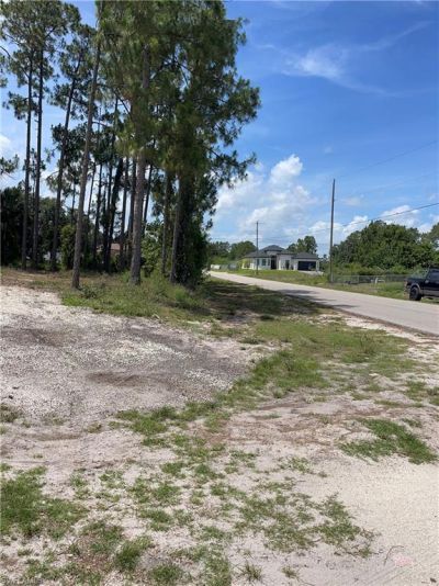 3011 33rd St Sw, Lehigh Acres, FL 33976 Photo