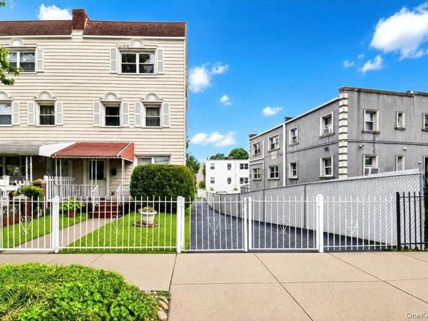 2810 Harding Avenue, Bronx, NY 10465
