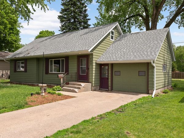 405 1st Avenue SE, New Prague, MN 56071
