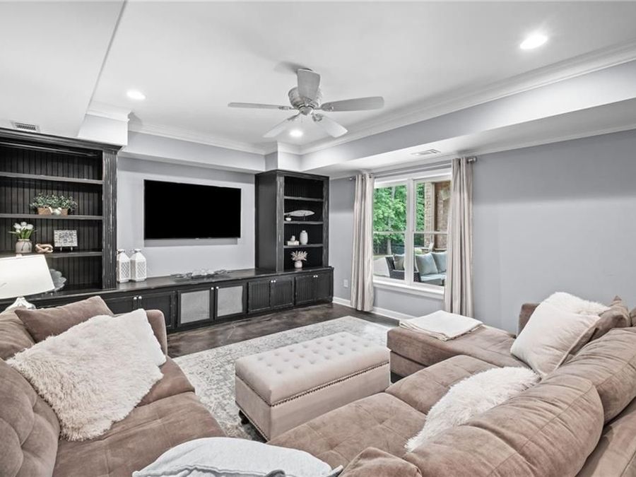 Property Image 37