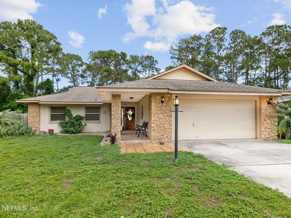 5 WAYLAND Place, Palm Coast, FL 32164