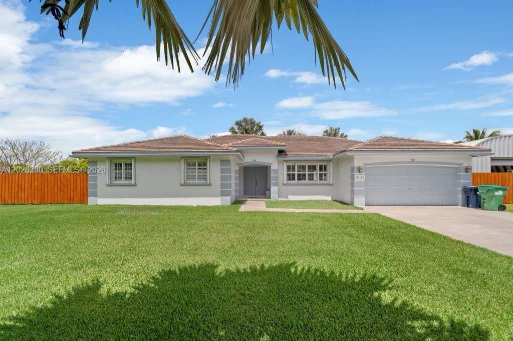 32302 SW 204th Ct, Homestead, FL 33030 Main Photo