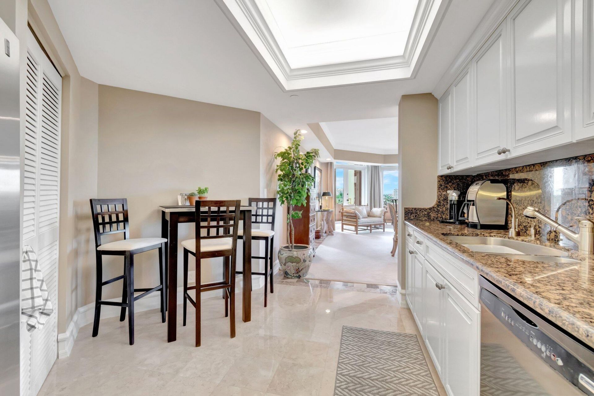 300 SE 5th Avenue, Unit 6160, Boca Raton, FL 33432 Photo