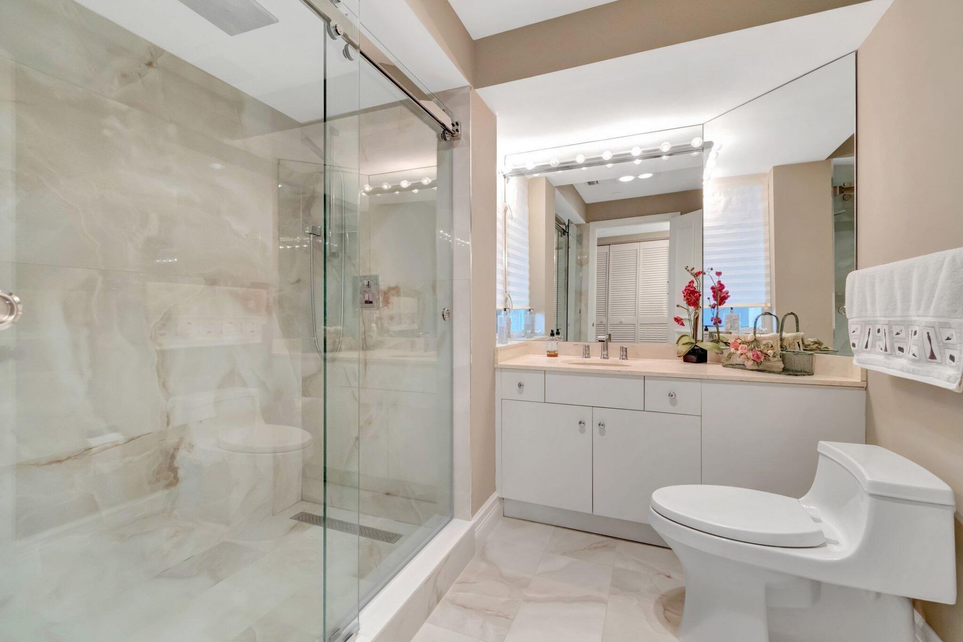 300 SE 5th Avenue, Unit 6160, Boca Raton, FL 33432 Photo