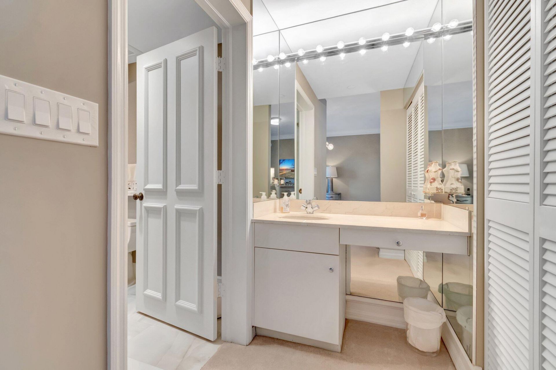 300 SE 5th Avenue, Unit 6160, Boca Raton, FL 33432 Photo