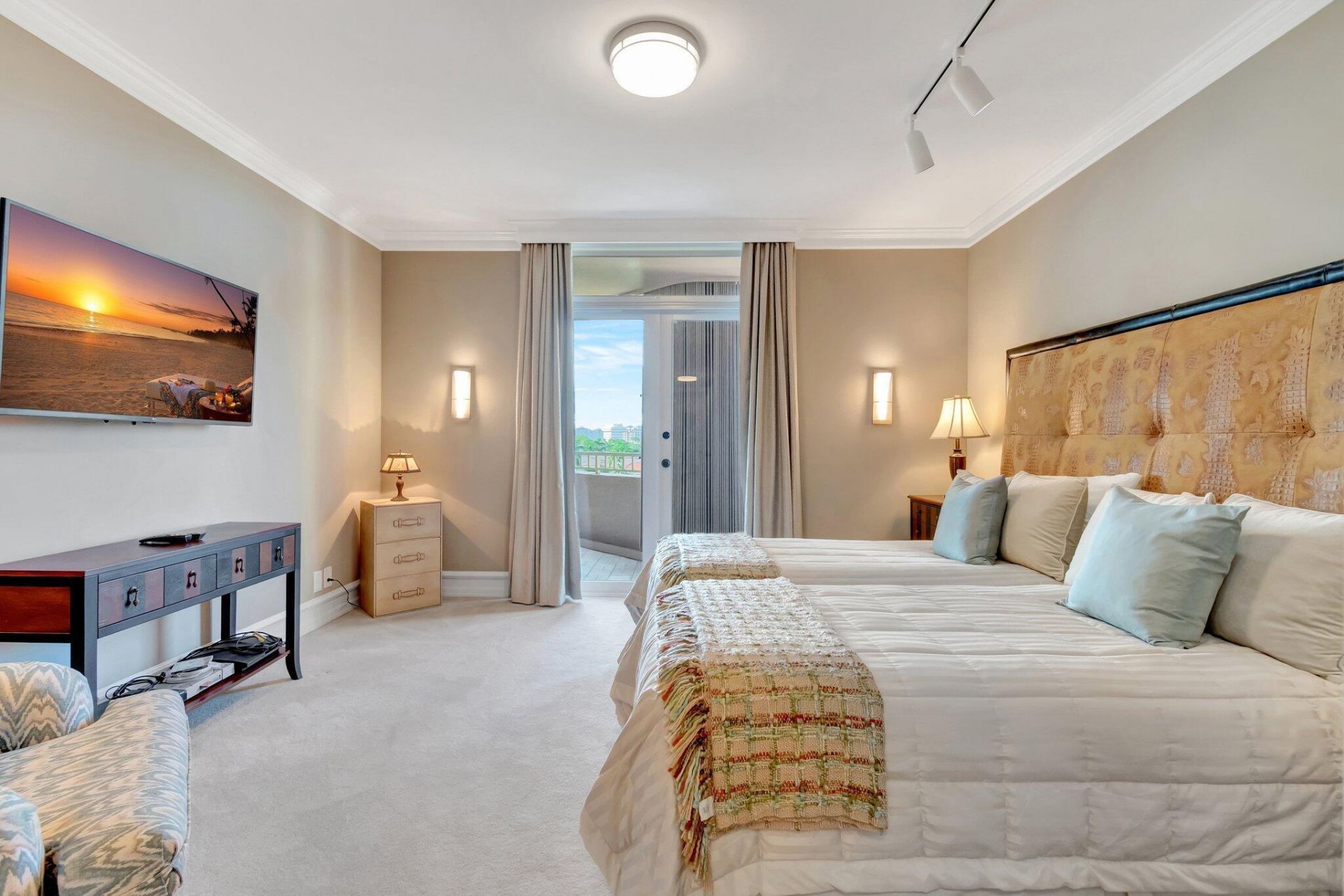 300 SE 5th Avenue, Unit 6160, Boca Raton, FL 33432 Photo