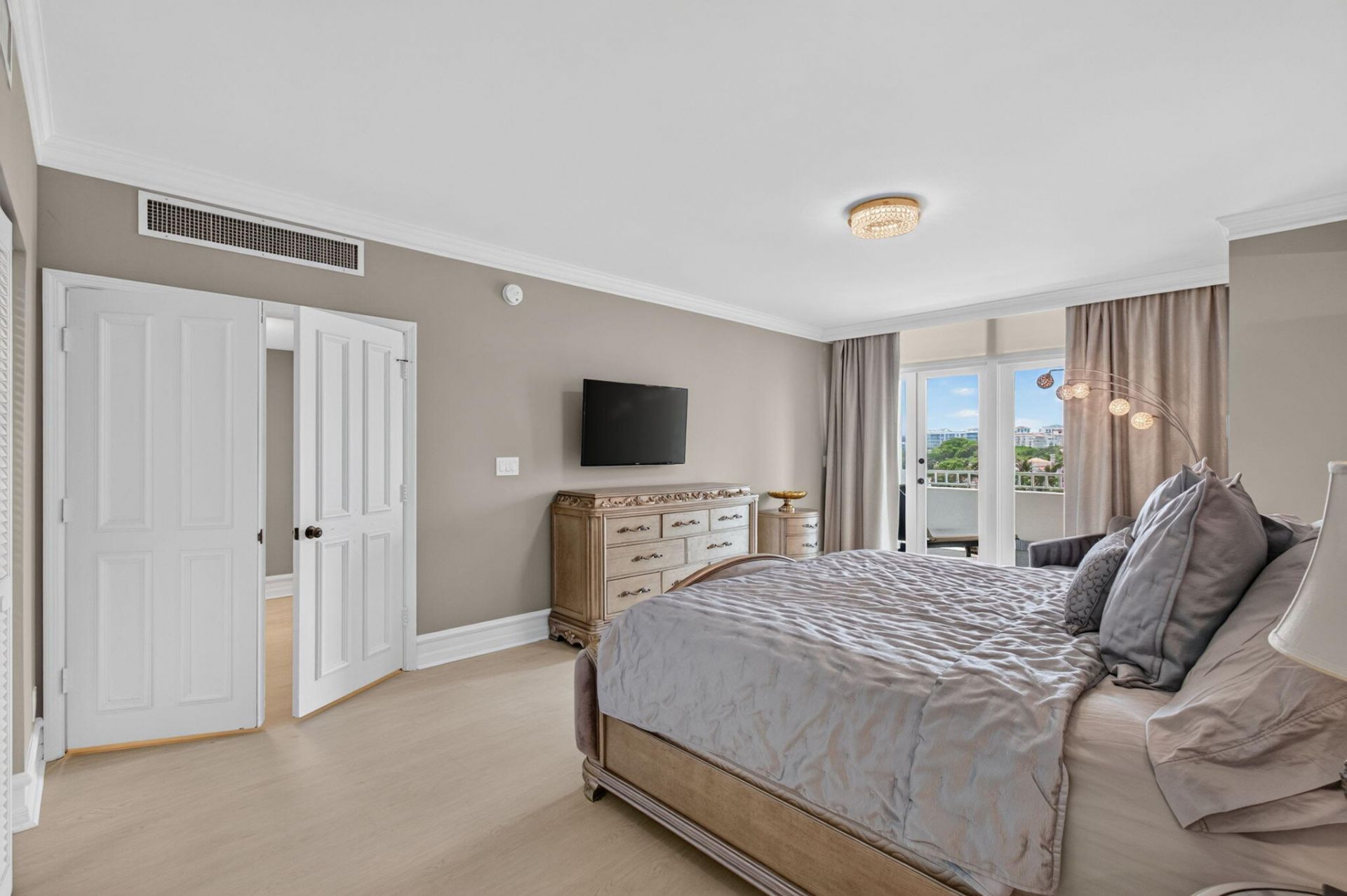 300 SE 5th Avenue, Unit 6160, Boca Raton, FL 33432 Photo