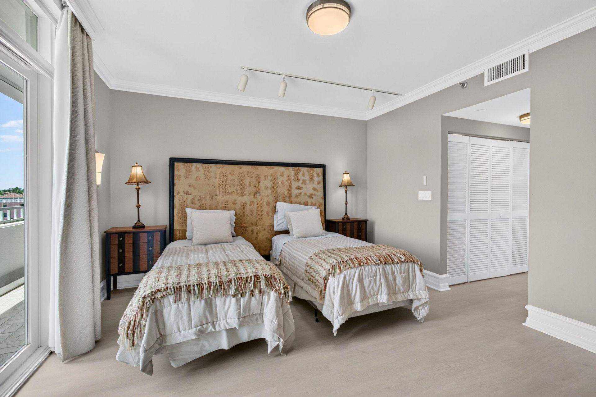 300 SE 5th Avenue, Unit 6160, Boca Raton, FL 33432 Photo