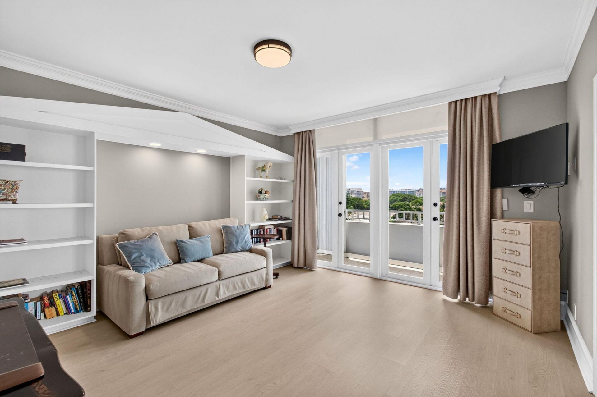 300 SE 5th Avenue, Unit 6160, Boca Raton, FL 33432 Photo